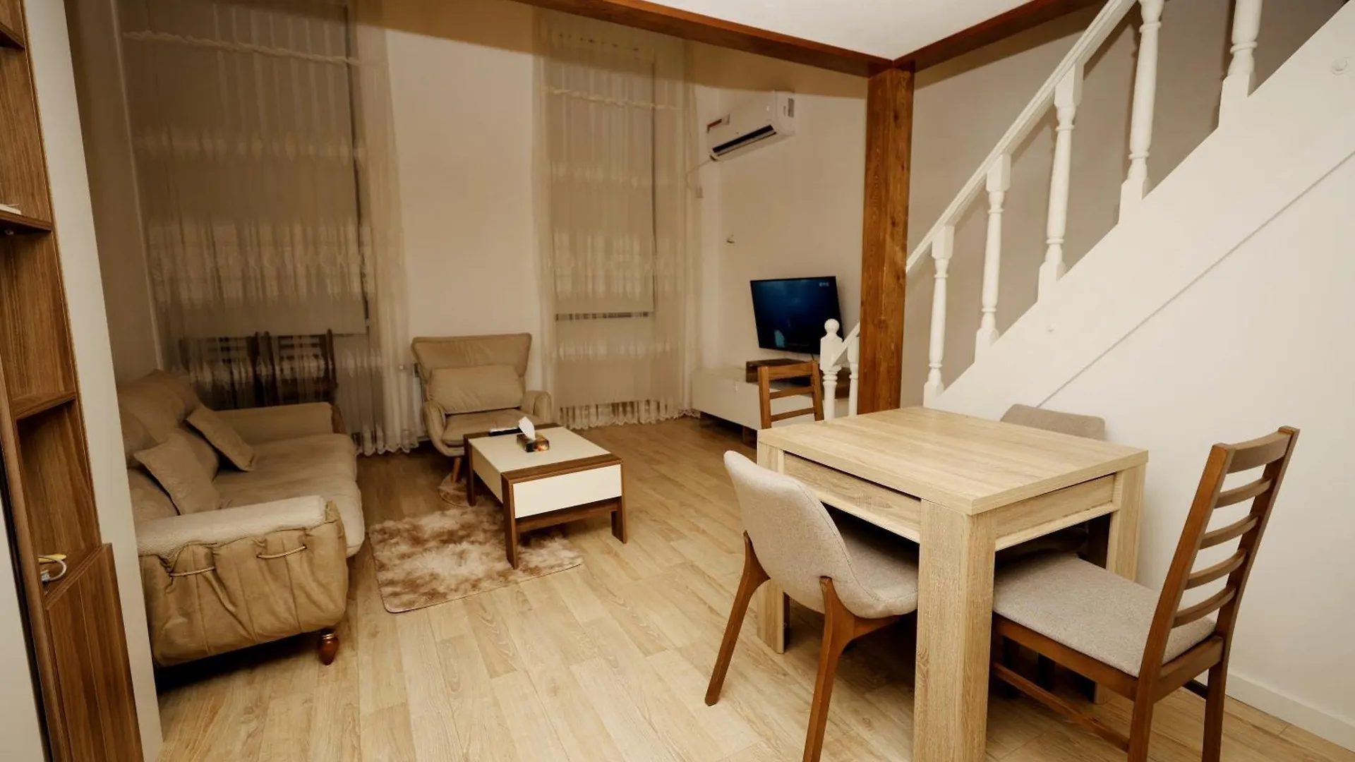 Duplex Apartment In Nizami Street Baku 0*,